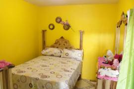 5 Bedrooms 4 Bathrooms, House for Sale in Spanish Town