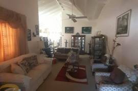 3 Bedrooms 1 Bathrooms, House for Sale in Spanish Town