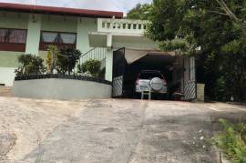 4 Bedrooms 2 Bathrooms, House for Sale in Mandeville