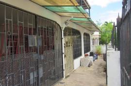 5 Bedrooms 3 Bathrooms, House for Sale in Spanish Town