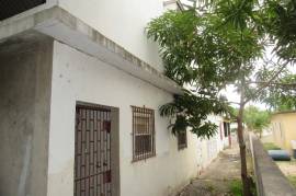 5 Bedrooms 3 Bathrooms, House for Sale in Spanish Town