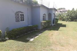 3 Bedrooms 2 Bathrooms, House for Sale in Ocho Rios