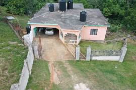 6 Bedrooms 4 Bathrooms, House for Sale in Mandeville