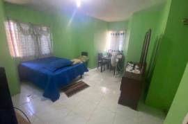 4 Bedrooms 2 Bathrooms, House for Sale in Greater Portmore