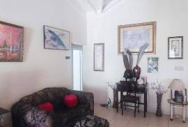 3 Bedrooms 2 Bathrooms, House for Sale in Spanish Town