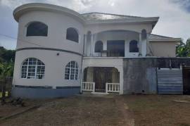 5 Bedrooms 4 Bathrooms, House for Sale in Hat Field