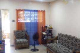 4 Bedrooms 2 Bathrooms, House for Sale in Kingston 3