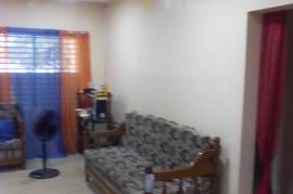 4 Bedrooms 2 Bathrooms, House for Sale in Kingston 3