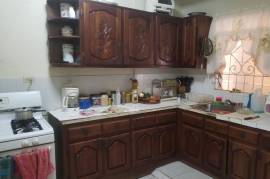 3 Bedrooms 2 Bathrooms, House for Sale in Christiana