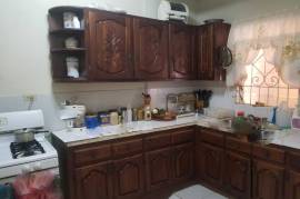 3 Bedrooms 2 Bathrooms, House for Sale in Christiana