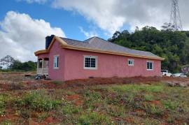 3 Bedrooms 2 Bathrooms, House for Sale in Hat Field