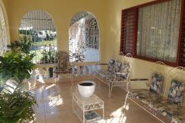 3 Bedrooms 3 Bathrooms, House for Sale in Savanna-La-Mar