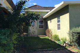 3 Bedrooms 2 Bathrooms, House for Sale in Greater Portmore