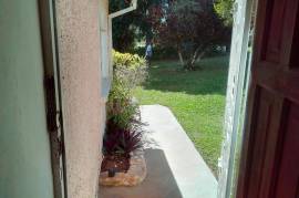 3 Bedrooms 2 Bathrooms, House for Sale in Mandeville