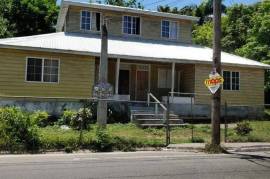 6 Bedrooms 3 Bathrooms, House for Sale in Oracabessa