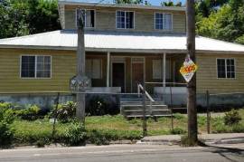 6 Bedrooms 3 Bathrooms, House for Sale in Oracabessa