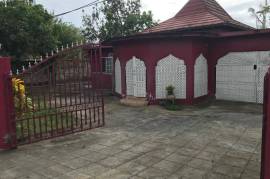 4 Bedrooms 3 Bathrooms, House for Sale in Lucea