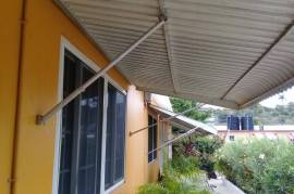 3 Bedrooms 2 Bathrooms, House for Sale in Greater Portmore