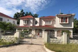 7 Bedrooms 5 Bathrooms, House for Foreclosure in Spanish Town