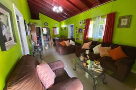 4 Bedrooms 2 Bathrooms, House for Sale in Spanish Town