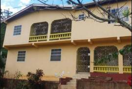 5 Bedrooms 4 Bathrooms, House for Sale in Mocho