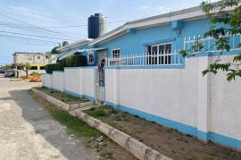 3 Bedrooms 2 Bathrooms, House for Sale in Greater Portmore