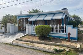 3 Bedrooms 2 Bathrooms, House for Sale in Greater Portmore