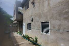 6 Bedrooms 6 Bathrooms, House for Sale in Spanish Town