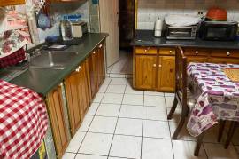 6 Bedrooms 3 Bathrooms, House for Sale in Gregory Park