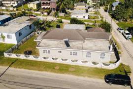 4 Bedrooms 3 Bathrooms, House for Sale in Clarks Town