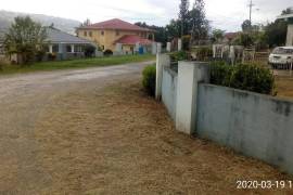 5 Bedrooms 4 Bathrooms, House for Sale in Williamsfield