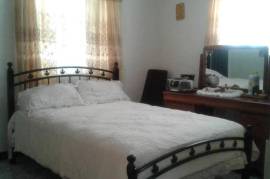 4 Bedrooms 3 Bathrooms, House for Sale in Kingston 20