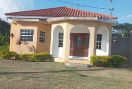 4 Bedrooms 4 Bathrooms, House for Sale in Bushy Park