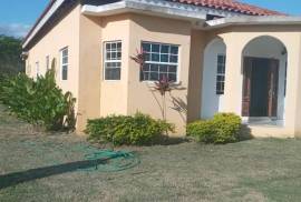 4 Bedrooms 4 Bathrooms, House for Sale in Bushy Park