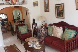 4 Bedrooms 3 Bathrooms, House for Sale in Linstead