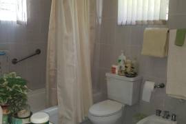 4 Bedrooms 3 Bathrooms, House for Sale in Linstead