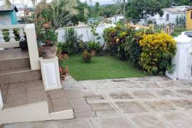 4 Bedrooms 3 Bathrooms, House for Sale in Linstead