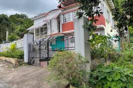 4 Bedrooms 4 Bathrooms, House for Sale in Gayle