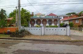 5 Bedrooms 3 Bathrooms, House for Sale in Ocho Rios