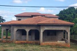 6 Bedrooms 4 Bathrooms, House for Sale in Spanish Town