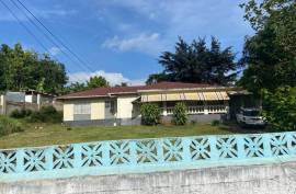 4 Bedrooms 2 Bathrooms, House for Sale in Mandeville