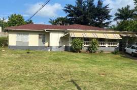 4 Bedrooms 2 Bathrooms, House for Sale in Mandeville