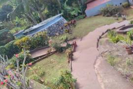 5 Bedrooms 4 Bathrooms, House for Sale in Browns Town