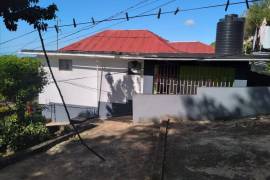 5 Bedrooms 4 Bathrooms, House for Sale in Browns Town