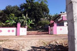 5 Bedrooms 3 Bathrooms, House for Sale in Mandeville