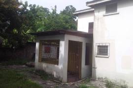 6 Bedrooms 3 Bathrooms, House for Sale in Lucea