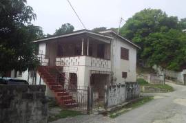 6 Bedrooms 3 Bathrooms, House for Sale in Lucea