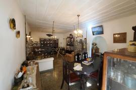 6 Bedrooms 3 Bathrooms, House for Sale in Montego Bay