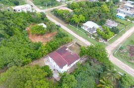 7 Bedrooms 5 Bathrooms, House for Sale in Spanish Town