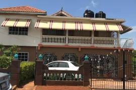 6 Bedrooms 4 Bathrooms, House for Sale in Spanish Town